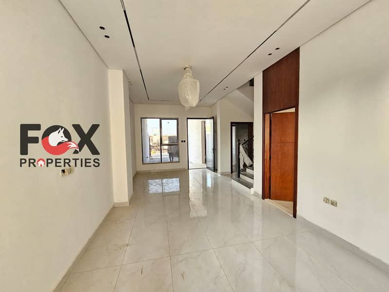 Villa for sale: 3 bedrooms + living room + hall + maid's room | Spacious area
